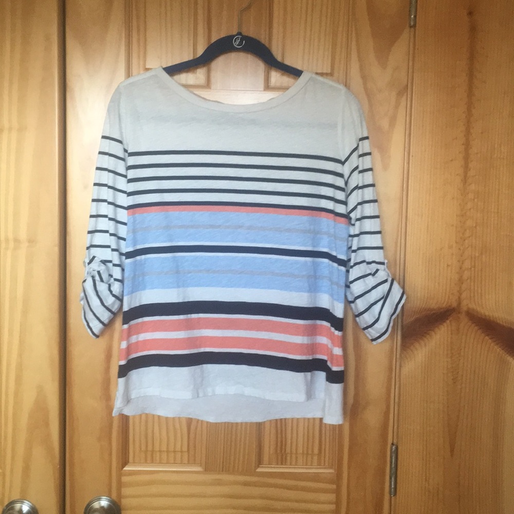 Woman Large JCP mid sleeve shirt.